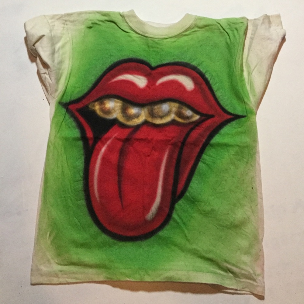 Custom airbrush shirts